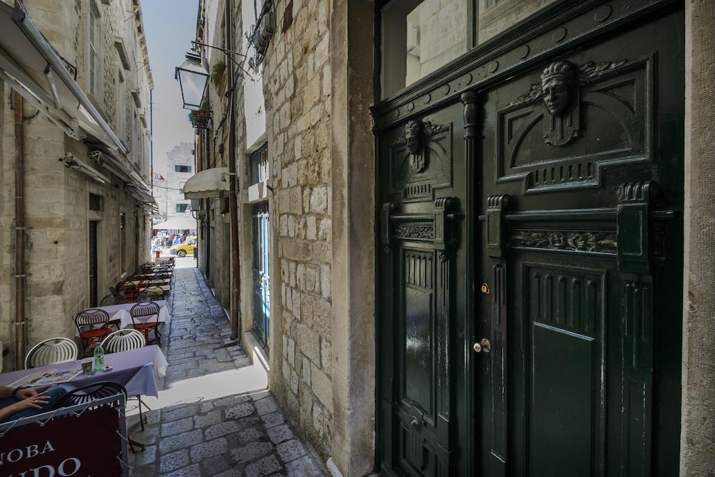 Guest House Flores Ragusa Esterno foto